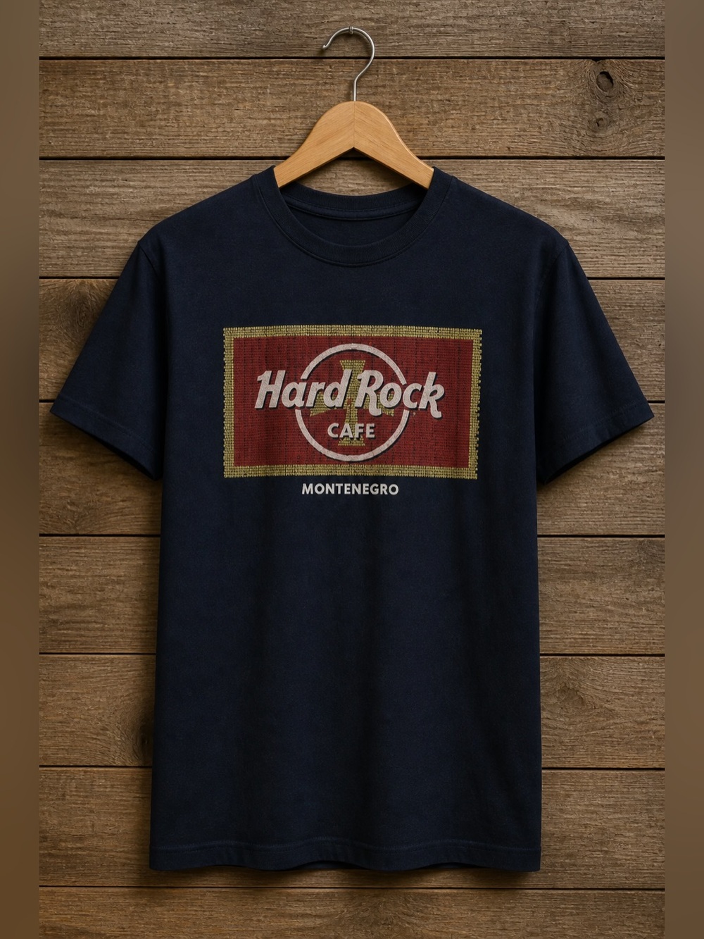 Hard Rock Cafe black Montenegro T-Shirt with Red Logo pattern. Size L